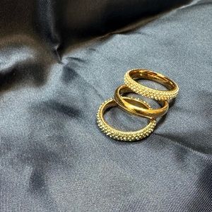 MK Stackable rings (set of 3)